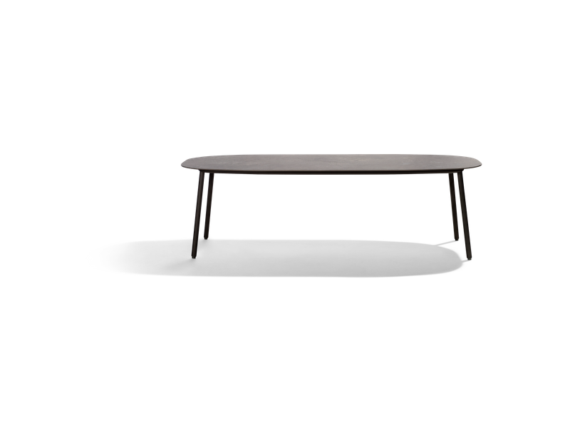 Tosca low dining table